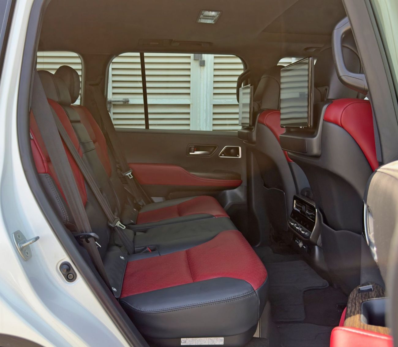 Toyota Land Cruiser VXR 3.5L