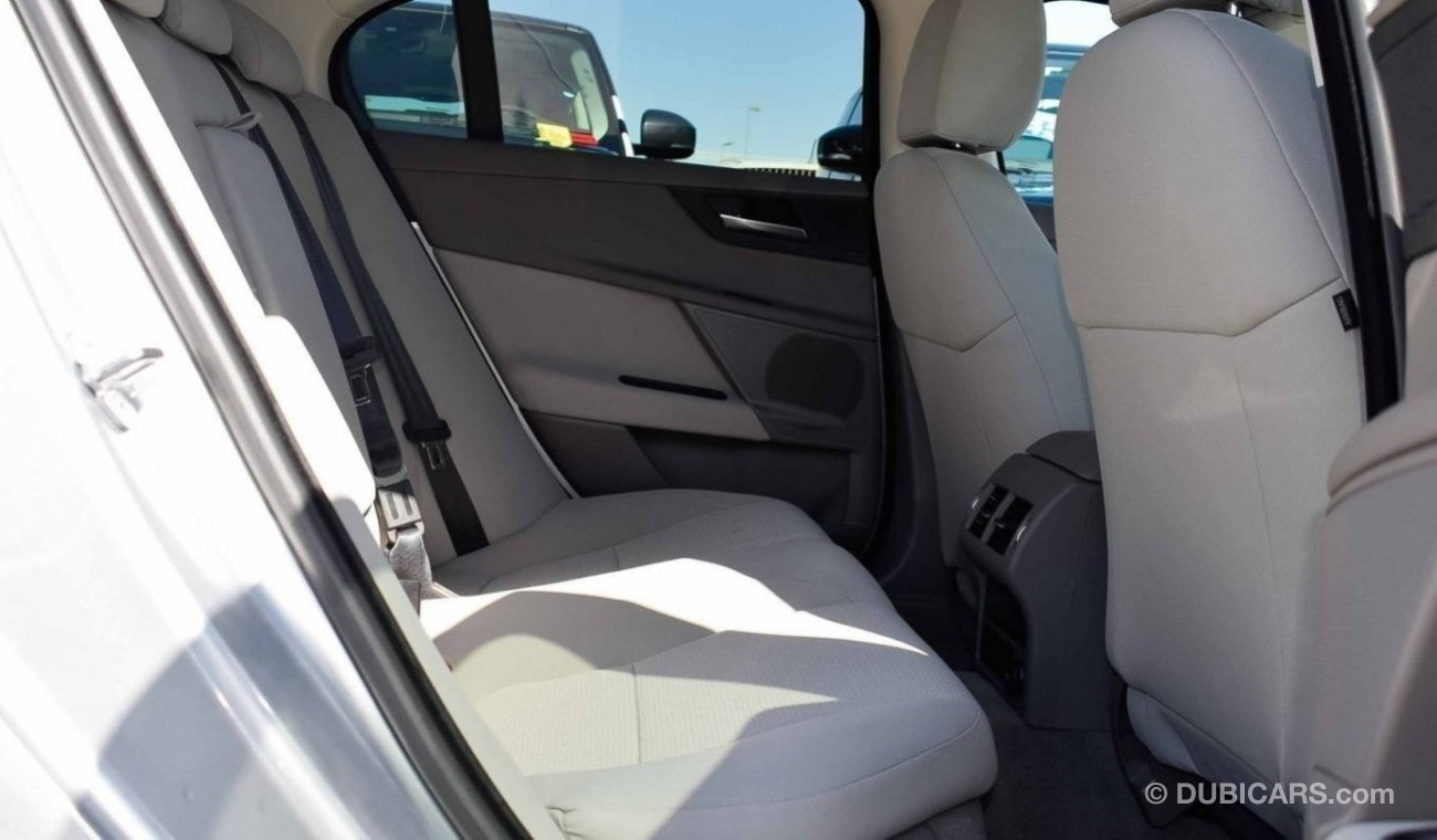 جاكوار XE 2.0 Petrol High Pure Right Hand Drive