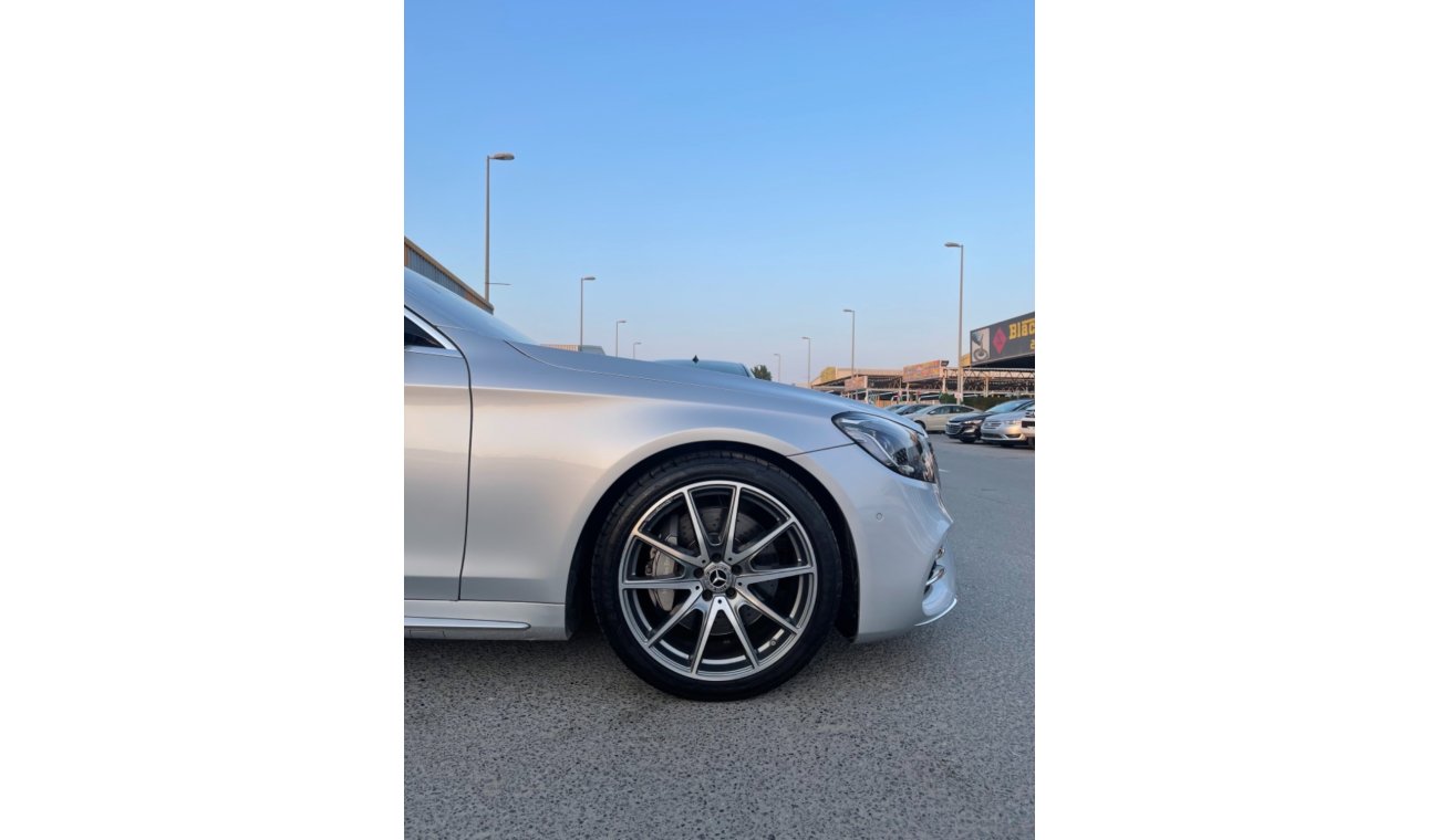 Mercedes-Benz S 560 MERCEDES BENZ S560 AMG 2019