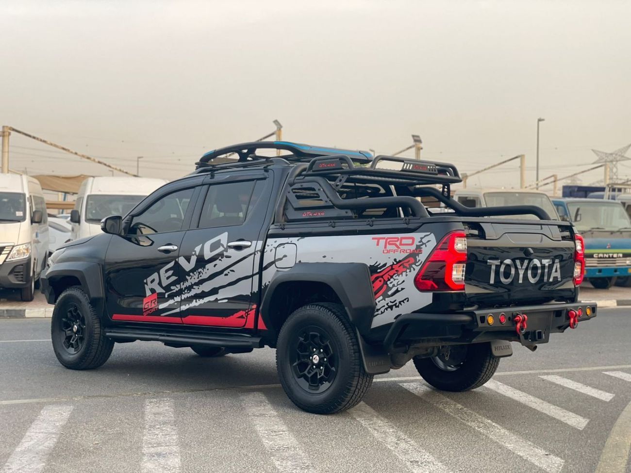 Toyota Hilux 2021 Toyota Hilux Revolution Edition Off road Package Full Option - 2.7L V4 AWD 4x4 - Full Bullbar A