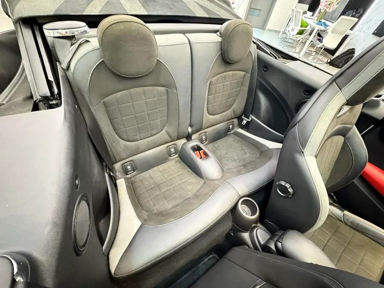 Mini Cooper CONVERTIBLE JCW || STYLISH II AWESOME COLOR I| EXCEPTIONAL PERFORMANCE