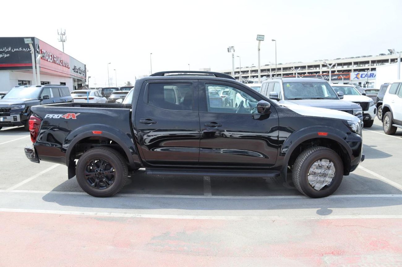 نيسان نافارا G 2.5L 4WD A/T