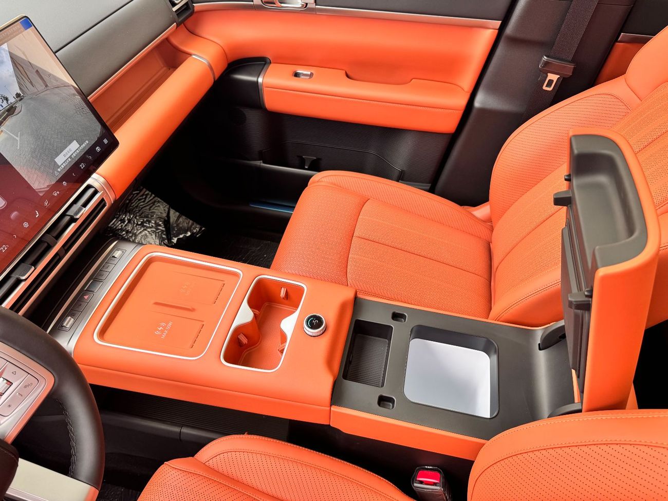 بي واي دي ليوبارد تيتانيوم 7 BYD Leopard 7 Ultra - 2025 (Export) Ready Stock