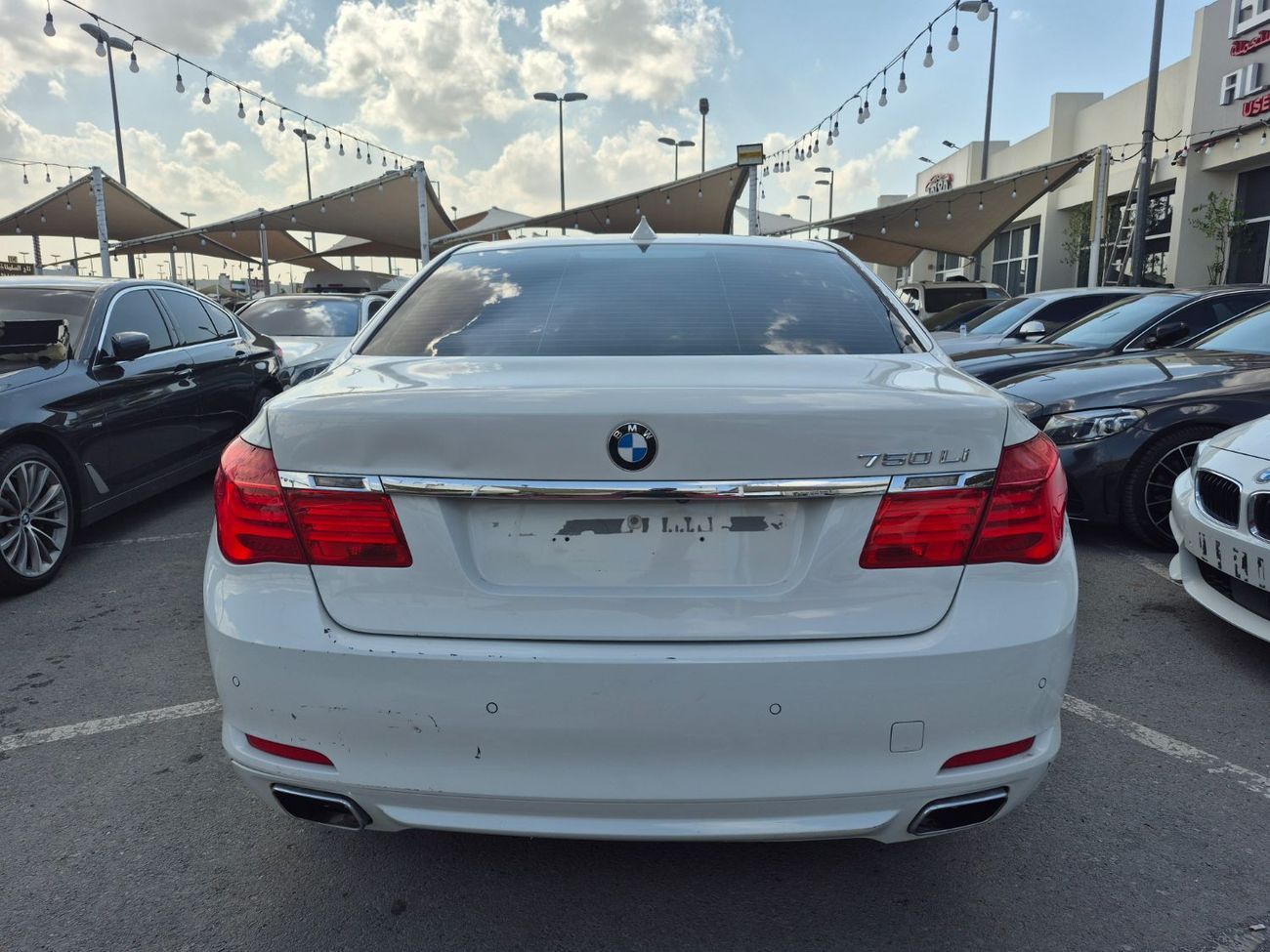 بي أم دبليو 750i