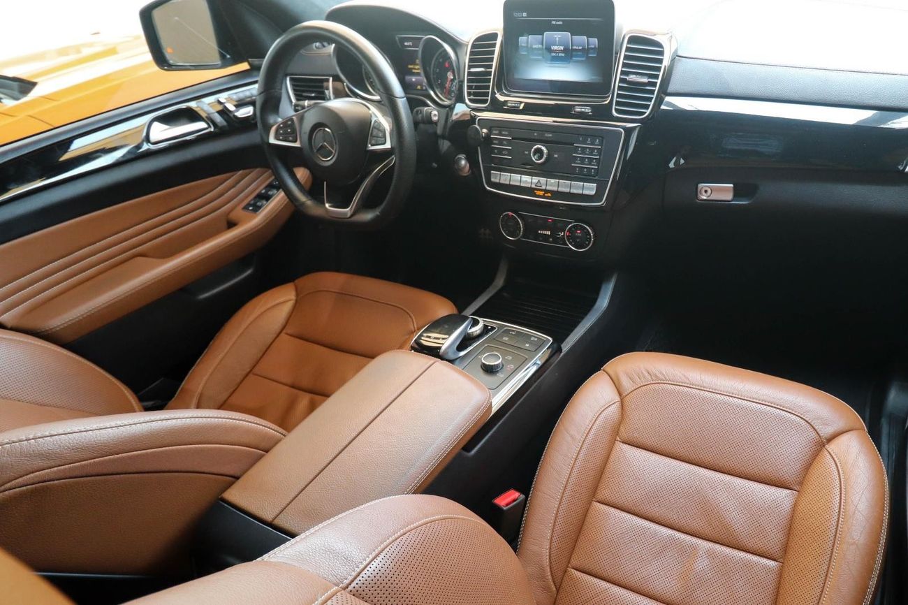 مرسيدس بنز GLE 43 AMG C292