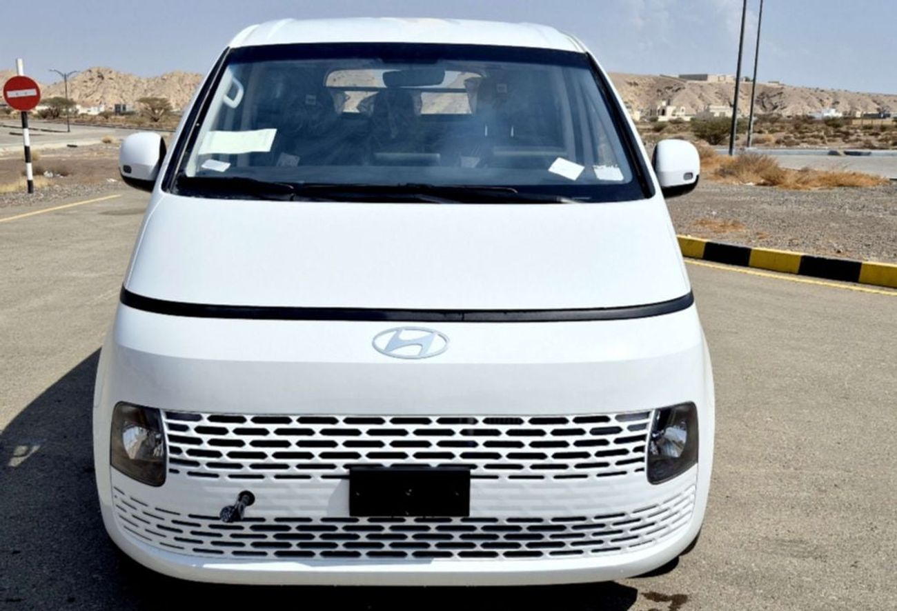 هيونداي ستاريا