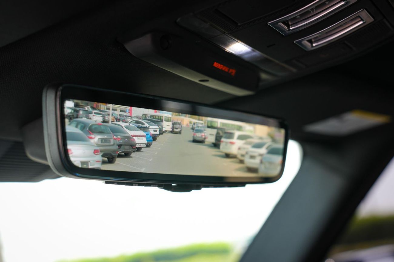 Land Rover Defender P400 110 X 3.0L (5 Seater)