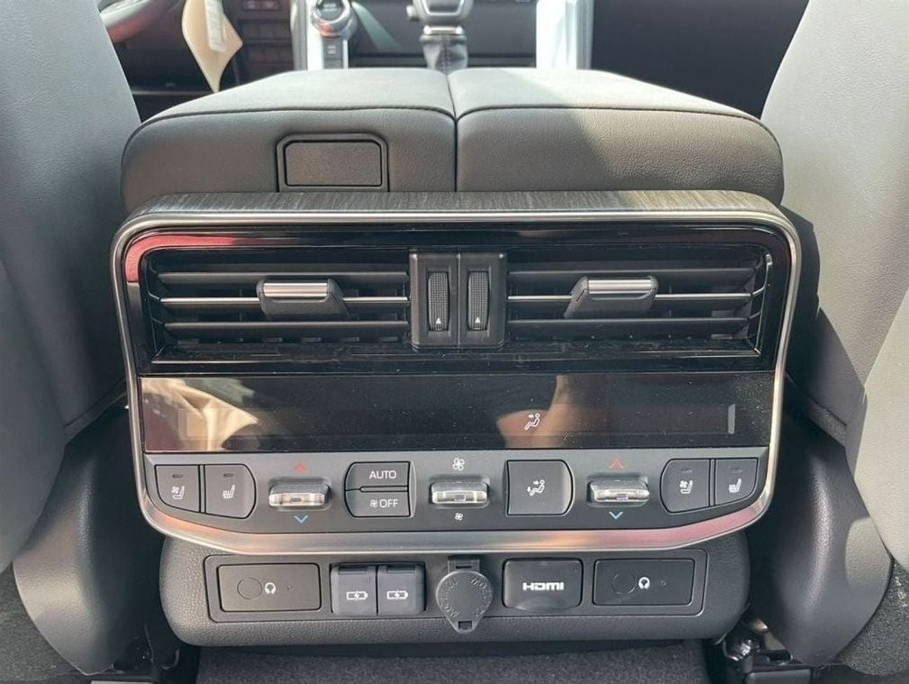 Toyota Land Cruiser VXR 3.5L
