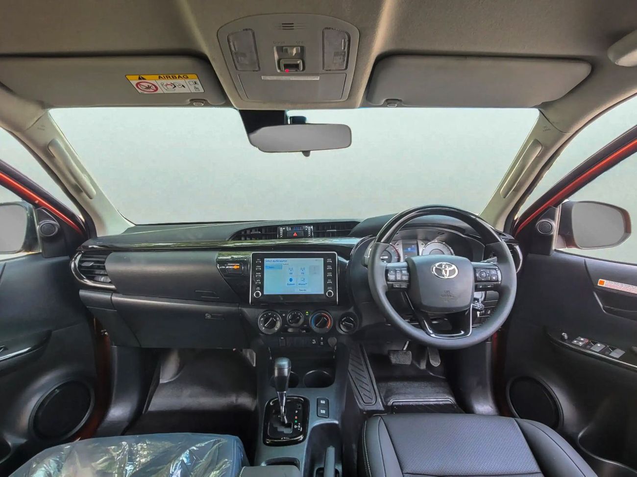 Toyota Hilux 4X4 (2.8L) DIESEL RIGHT HAND (RHD)