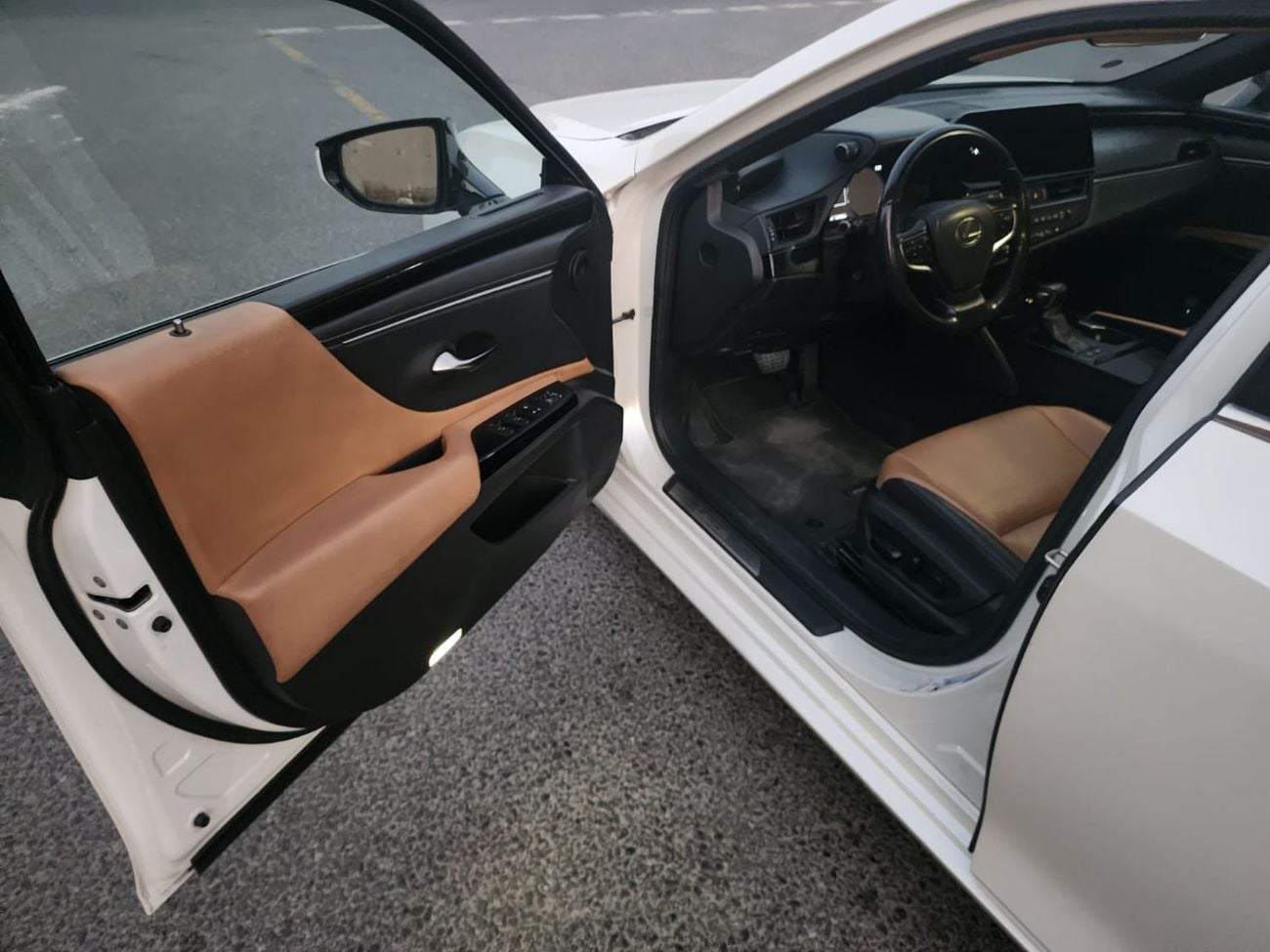Lexus ES300h PREMIER