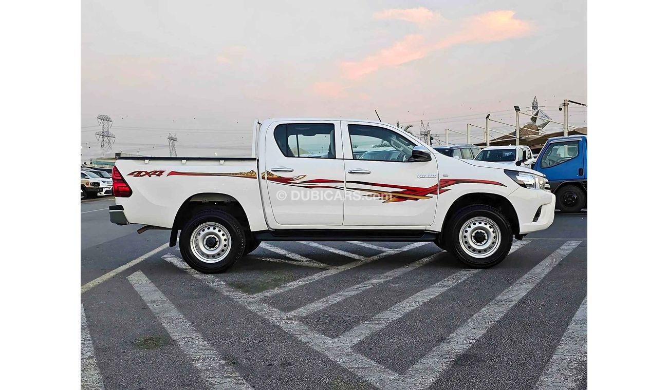 تويوتا هيلوكس GLX / A/T/ 2.7L PETROL 4WD / SIDE STEPS / FULL OPTION / EXPORT ONLY / LOT#91992