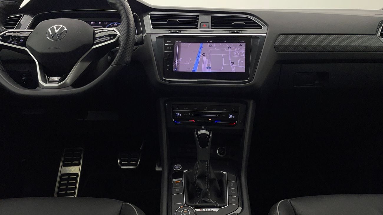 فولكس واجن تيجوان R LINE 2 | بدون دفعة مقدمة | اختبار القيادة في المنزل