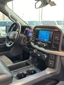 Ford F-150 XLT CREW CAB