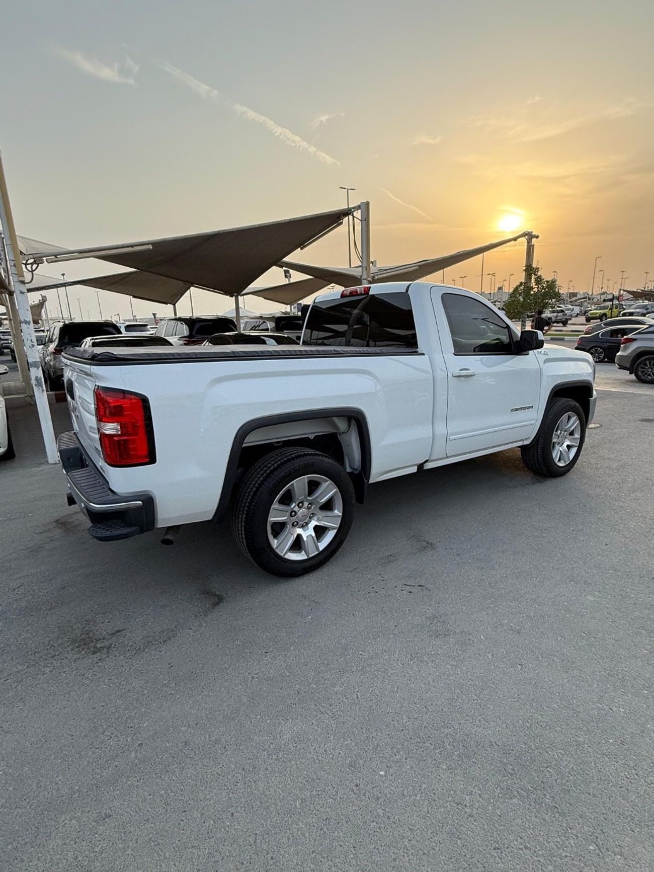 جي أم سي سييرا 1500 SLE 5.3L Single Cab Utility