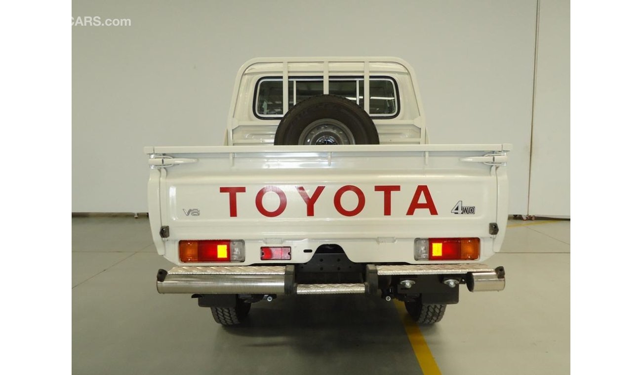 Toyota Land Cruiser Pick Up DOUBLE/CABIN,DIESEL,4.5L,V8,4X4,M/T ( ONLY FOR EXPORT)