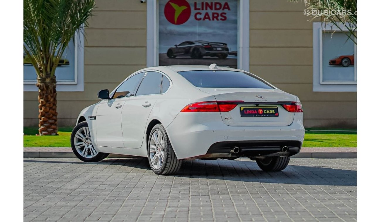 Jaguar XF SE