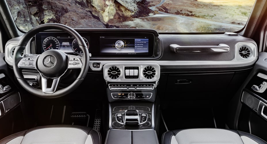 Mercedes-Benz G 500 interior - Cockpit