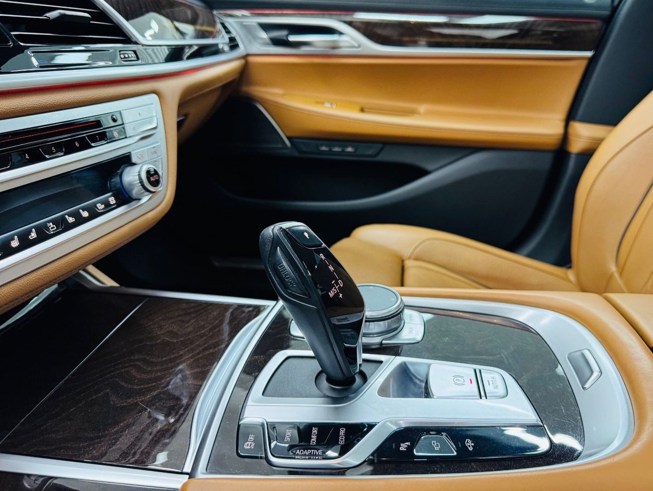 BMW 730Li Luxury M Sport Package 2.0L