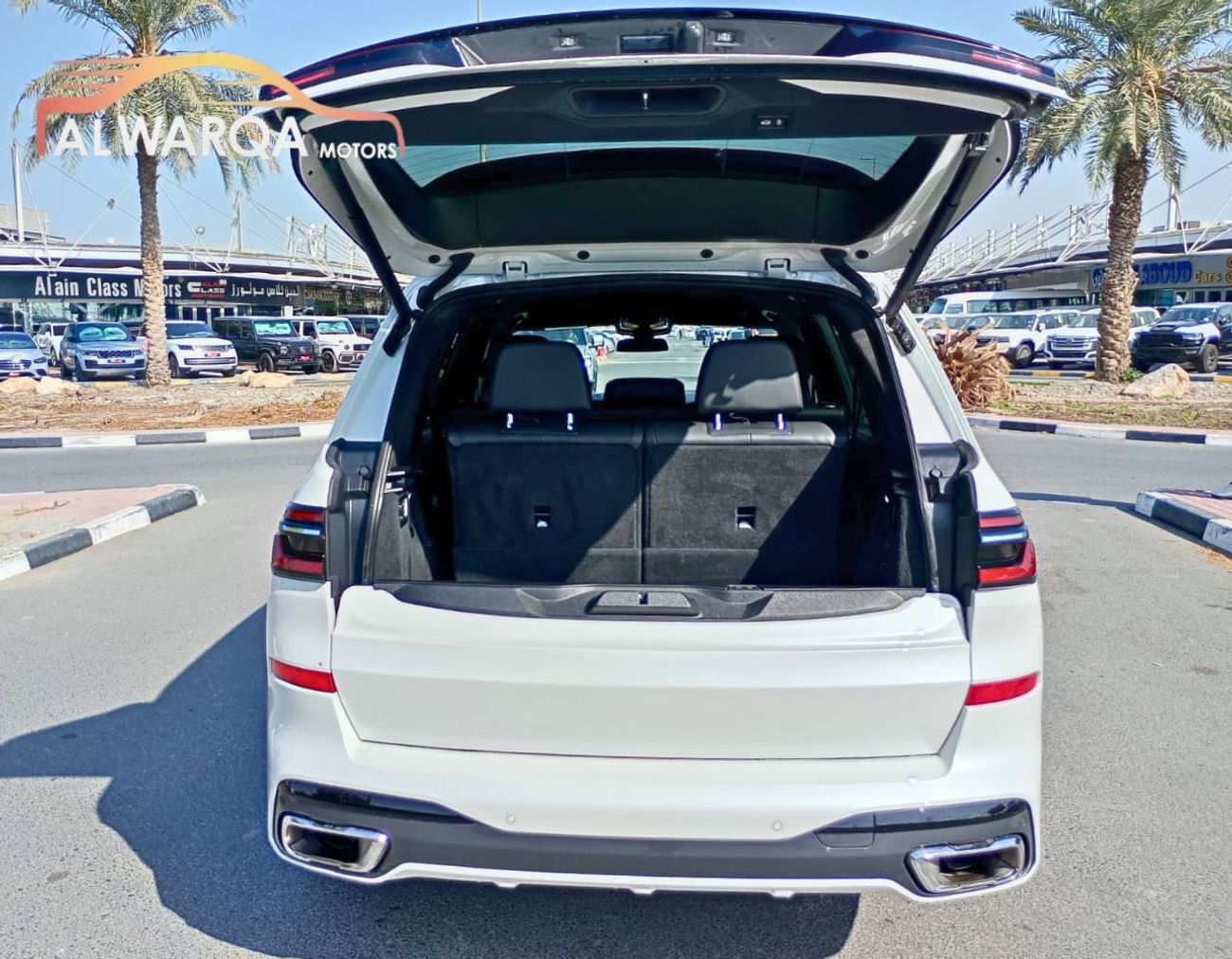 BMW X7 40i M Sport Pure 3.0L (335 HP)