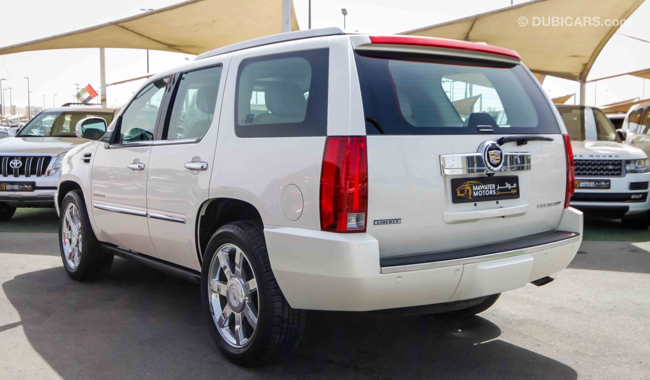 Cadillac Escalade FULL SERVICE HISTORY GCC SPECIFICATION