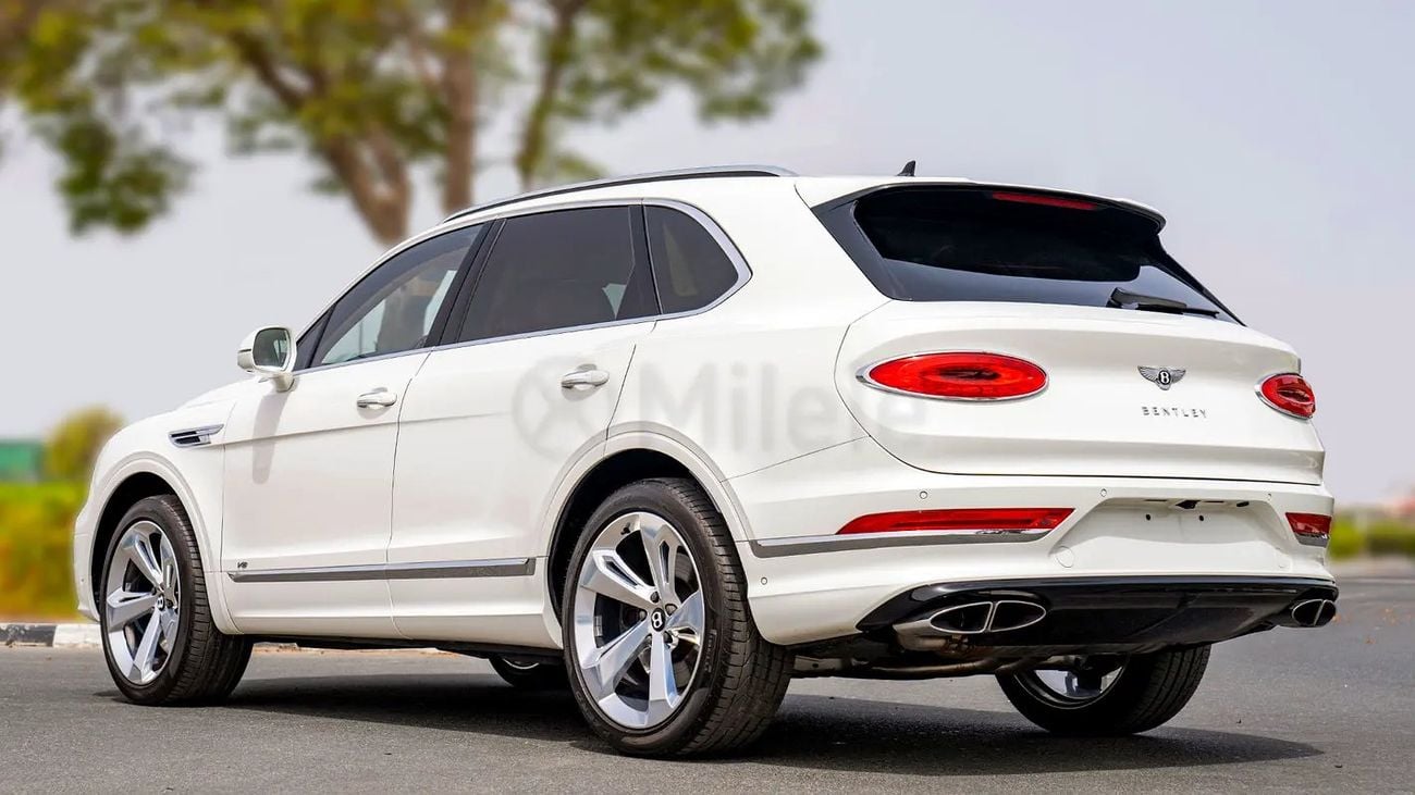 بنتلي بينتايجا 1-YEAR WARRANTY + SERVICE INCLUDED | IN-HOUSE FINANCING | 0% DOWNPAYMENT (BANK)