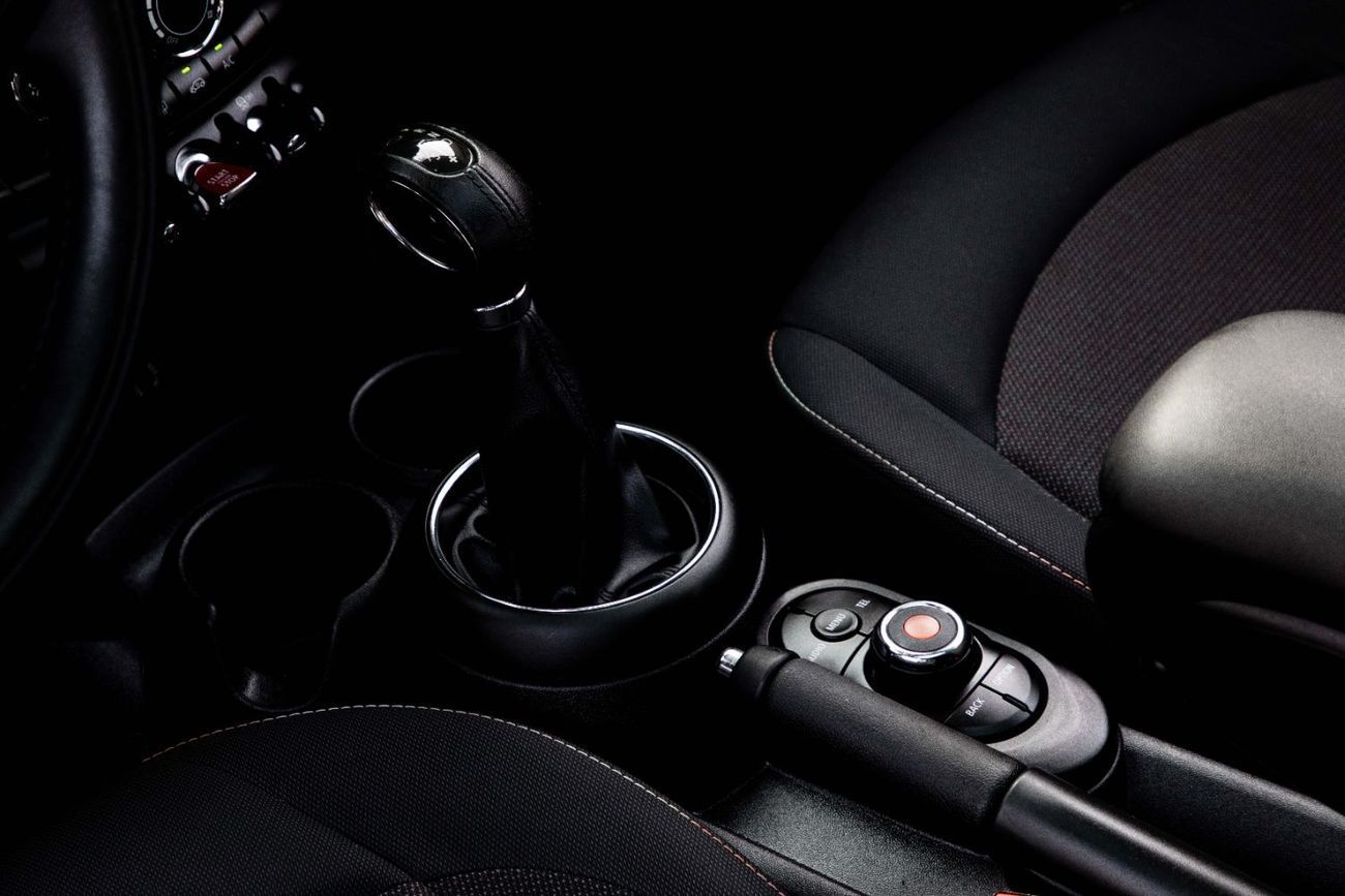 Mini Cooper | 1,077 P.M | 0% Downpayment | Warranty!