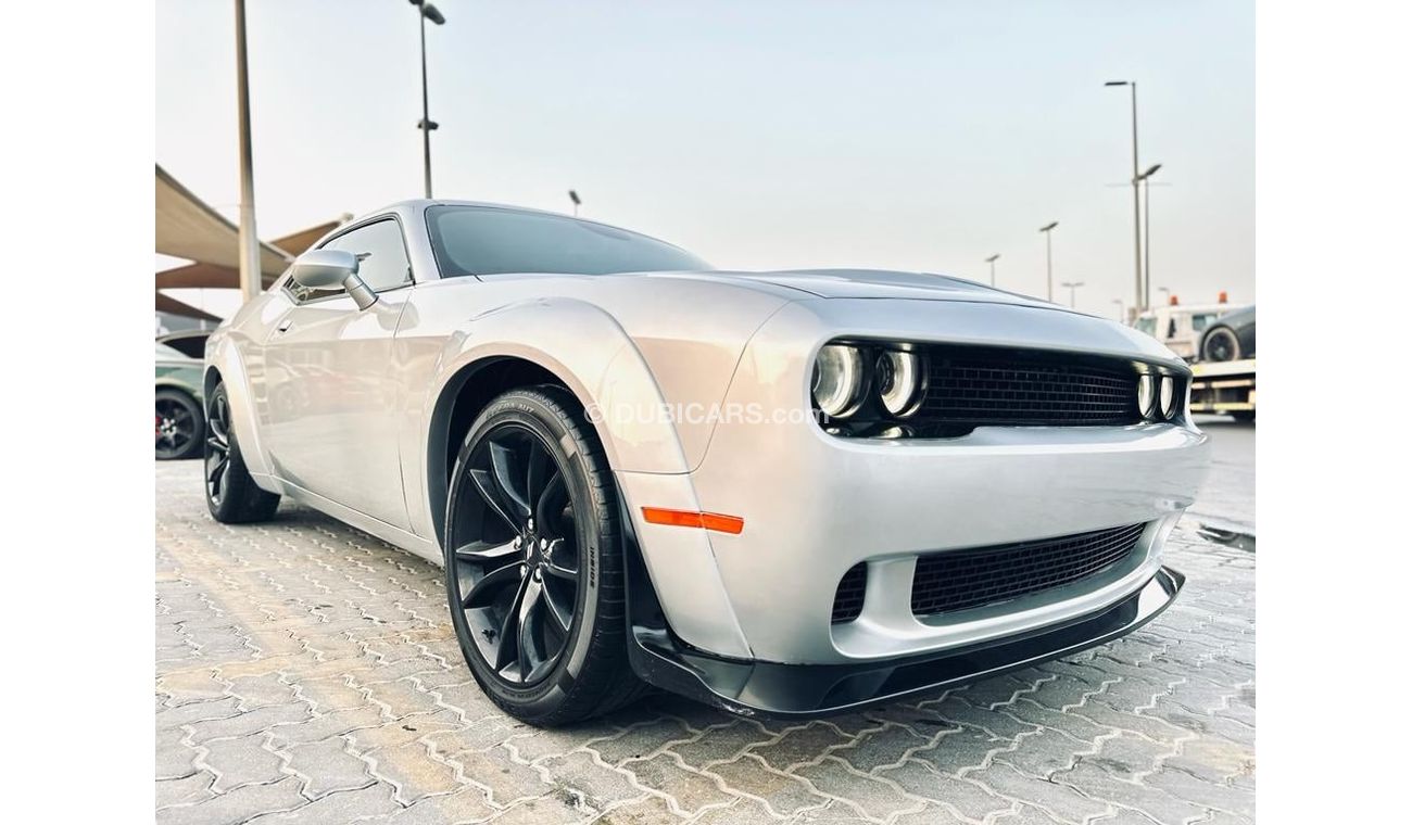 Dodge Challenger SXT For sale