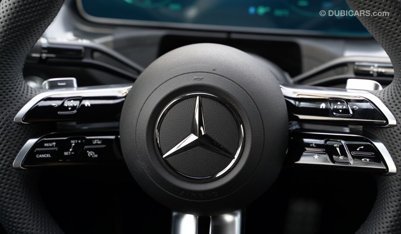 مرسيدس بنز C 200 Mercedes-Benz C 200 2023 1.5L AMG FULL OPTIONS NIGHT PACKAGE