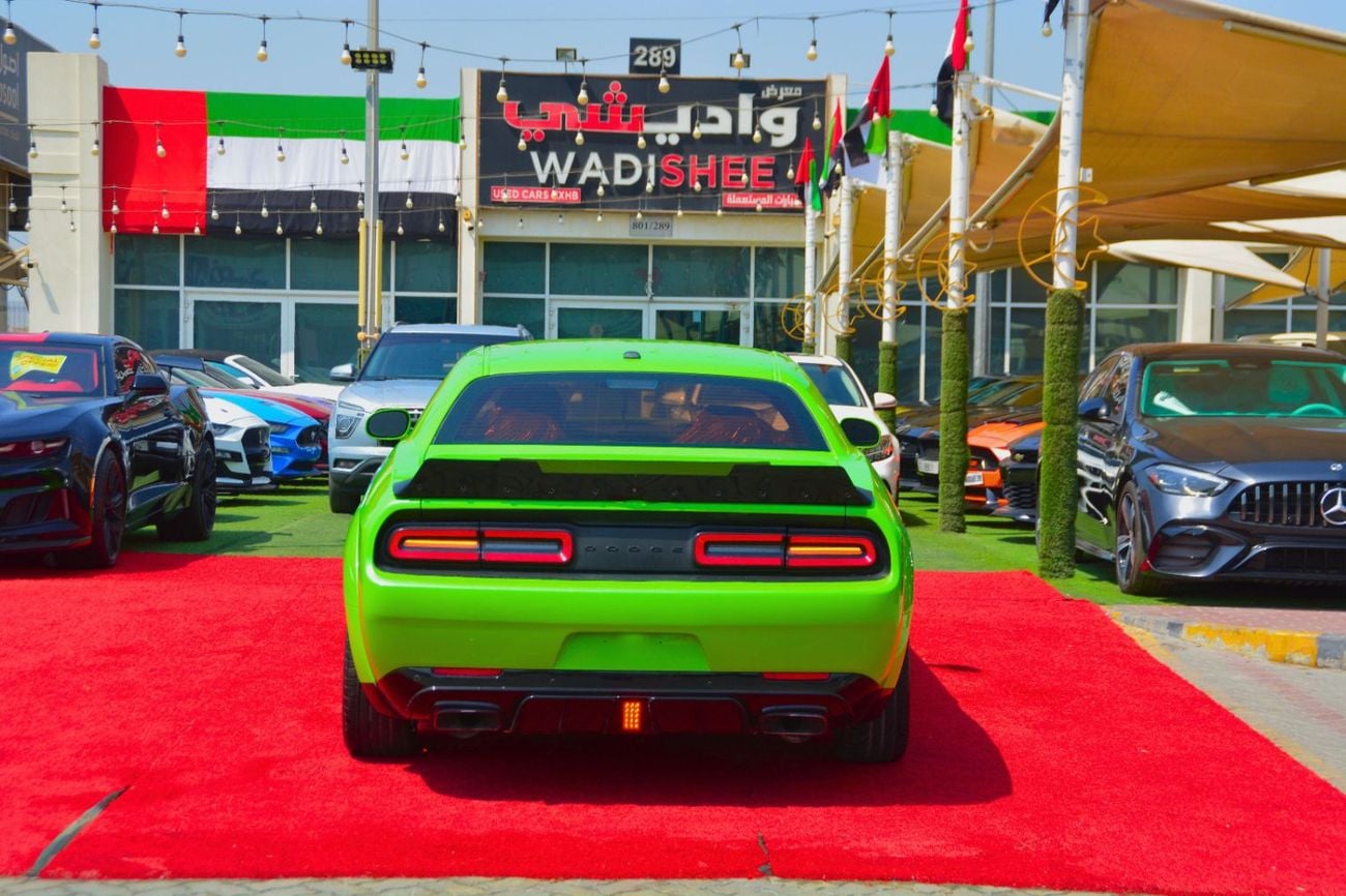 Dodge Challenger SXT