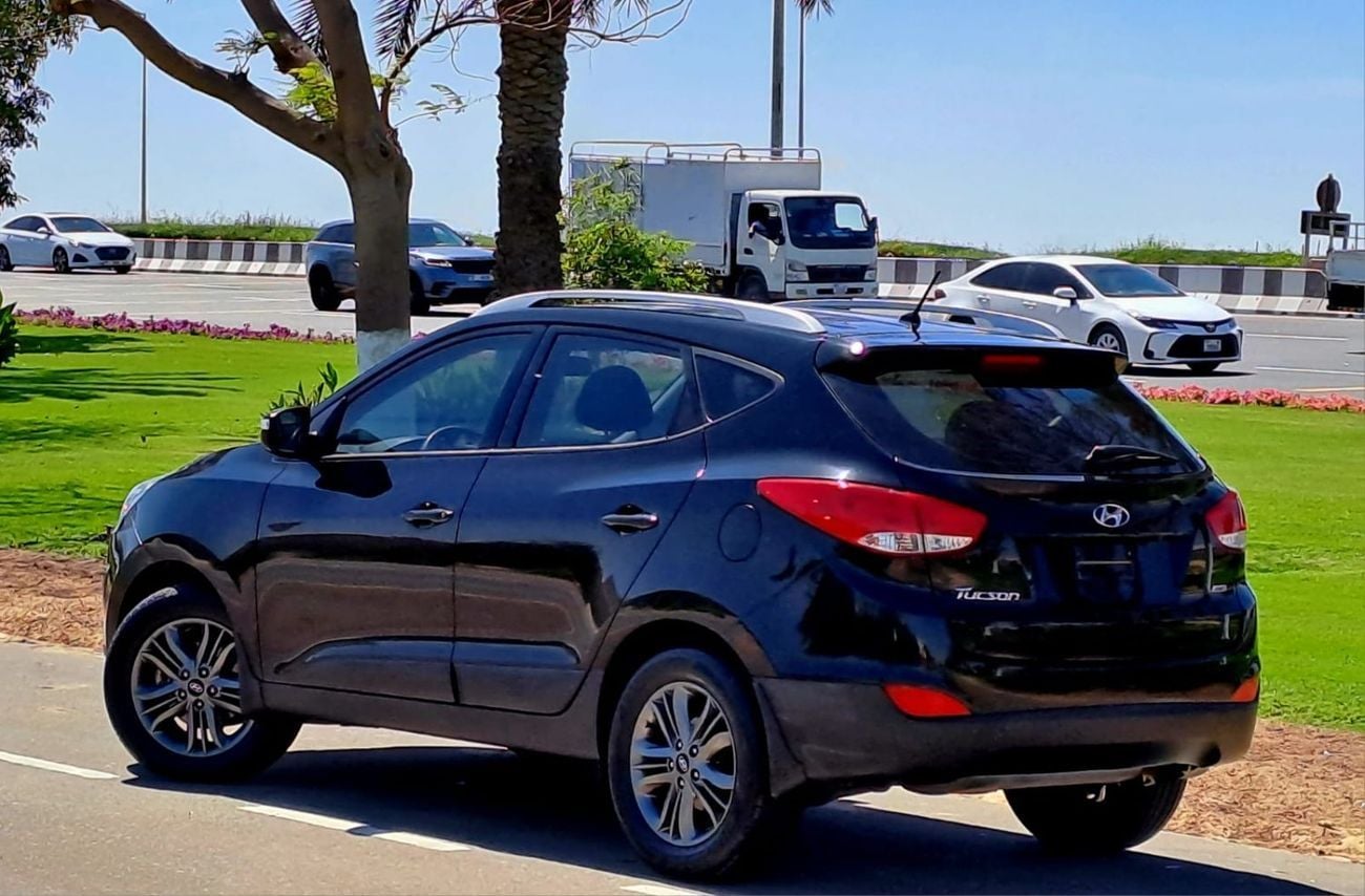 Hyundai Tucson GL 2.0L 1,725-MONTHLY FOR 1 YEAR ONLY | HYUNDAI TUCSON 2015 2.0L GCC | CRUISE CONTROL I GPS I ACCIDE