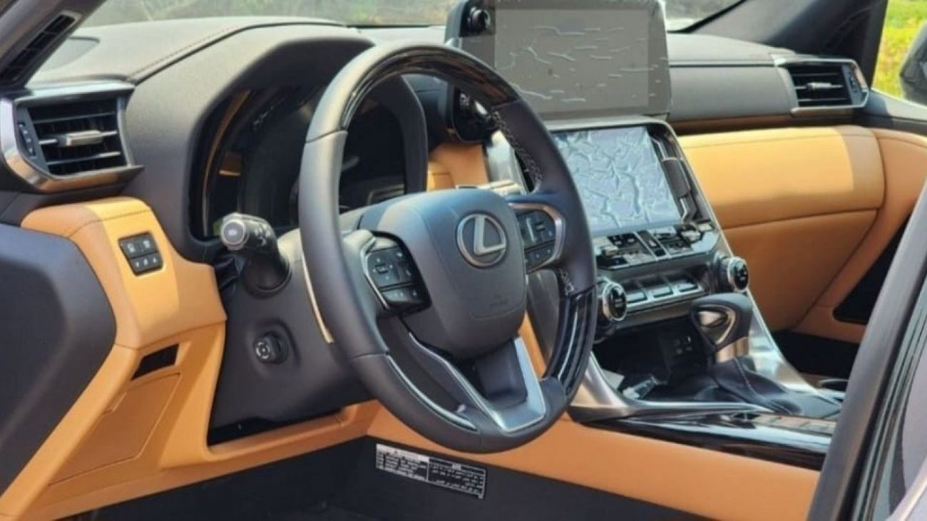 لكزس LX 600 3.5L V6 PRESTIGE BLACK