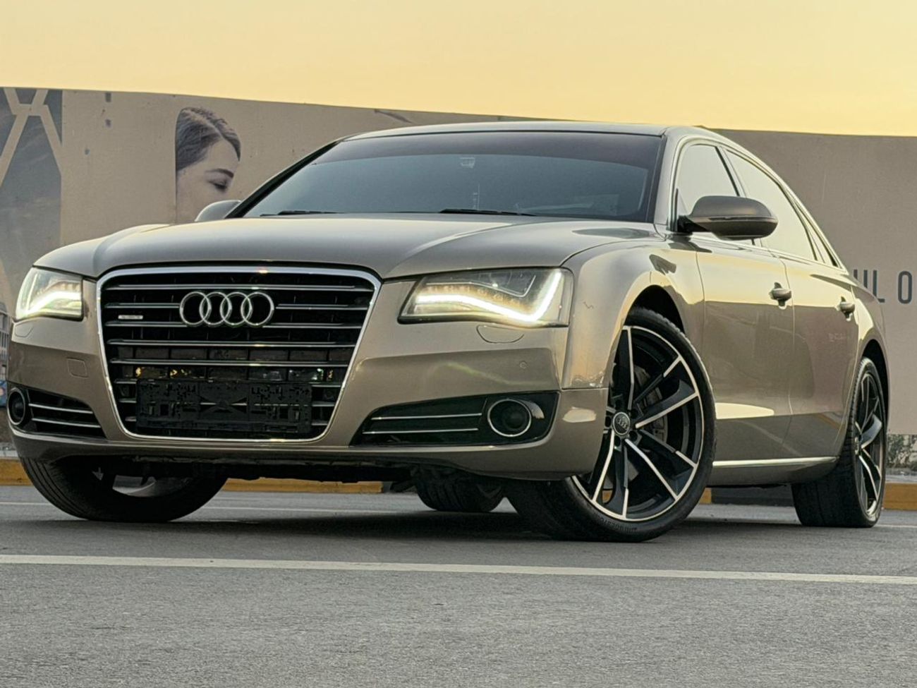 أودي A8 خليجي محول شكل 2020