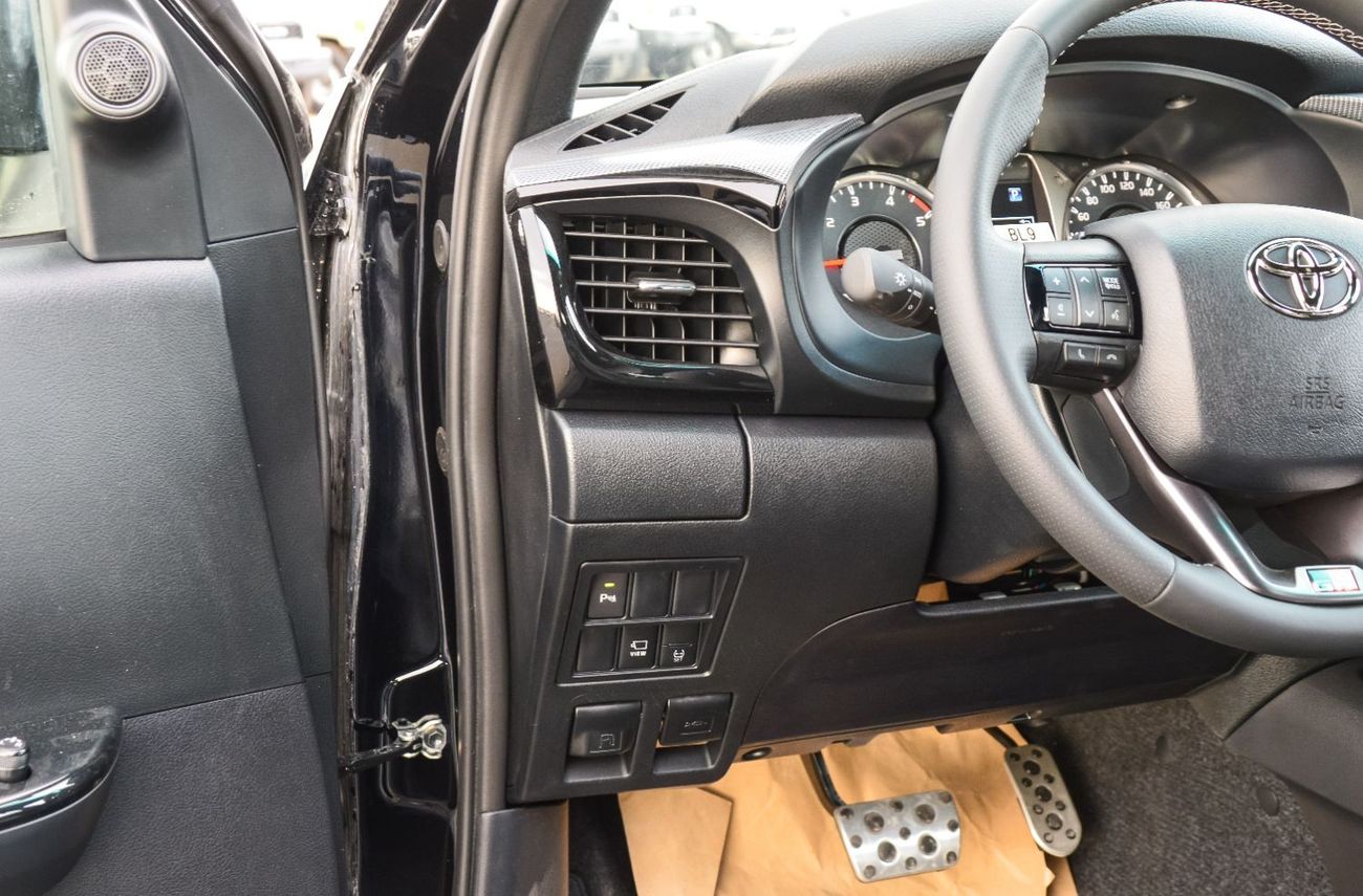 تويوتا هيلوكس TOYOTA HILUX GR SPORTS 2.8L 4WD DIESEL PICKUP 2024
