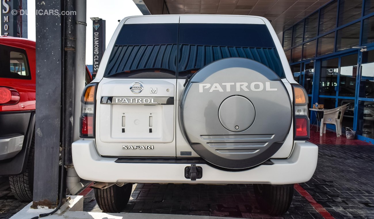 Nissan Patrol Safari