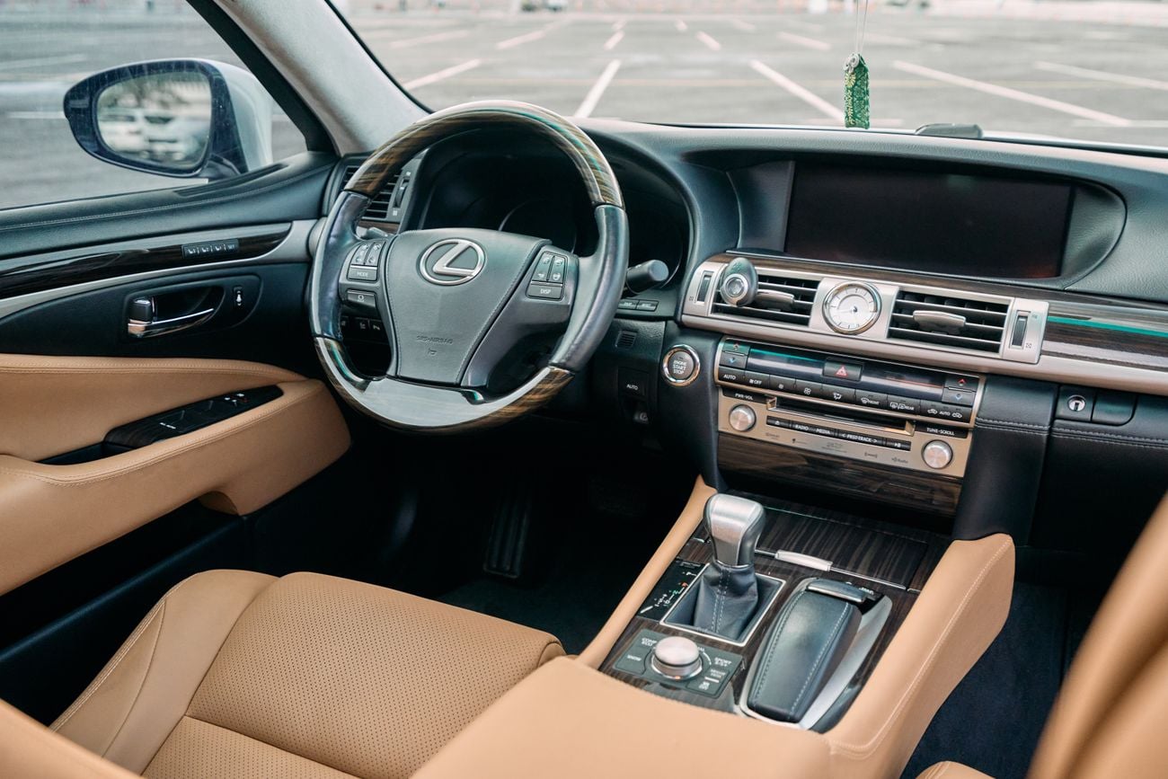 لكزس LS 460 L 4.6L