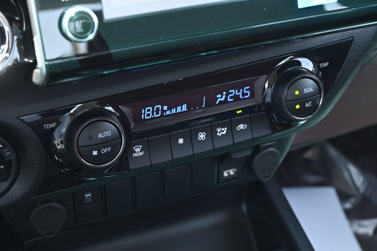 تويوتا هيلوكس Toyota Hilux SR5 GLXS 2.7L Petrol, Automatic 4WD, Model 2025, Color White