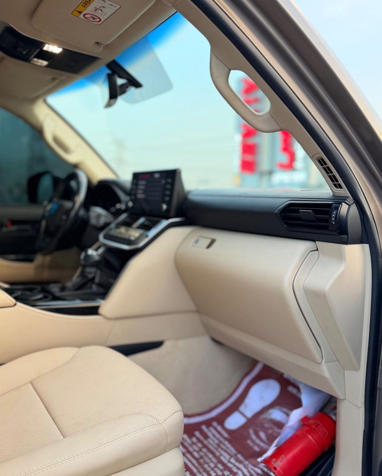 Toyota Highlander 2022 Model GXR 4.0L Engine Full Option Very Clean And Perfect Condition