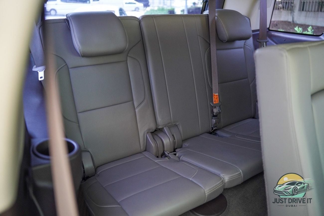 GMC Yukon Denali 6.2L (8 Seater)