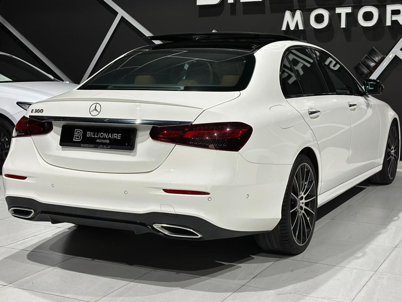 مرسيدس بنز E300 3.0L