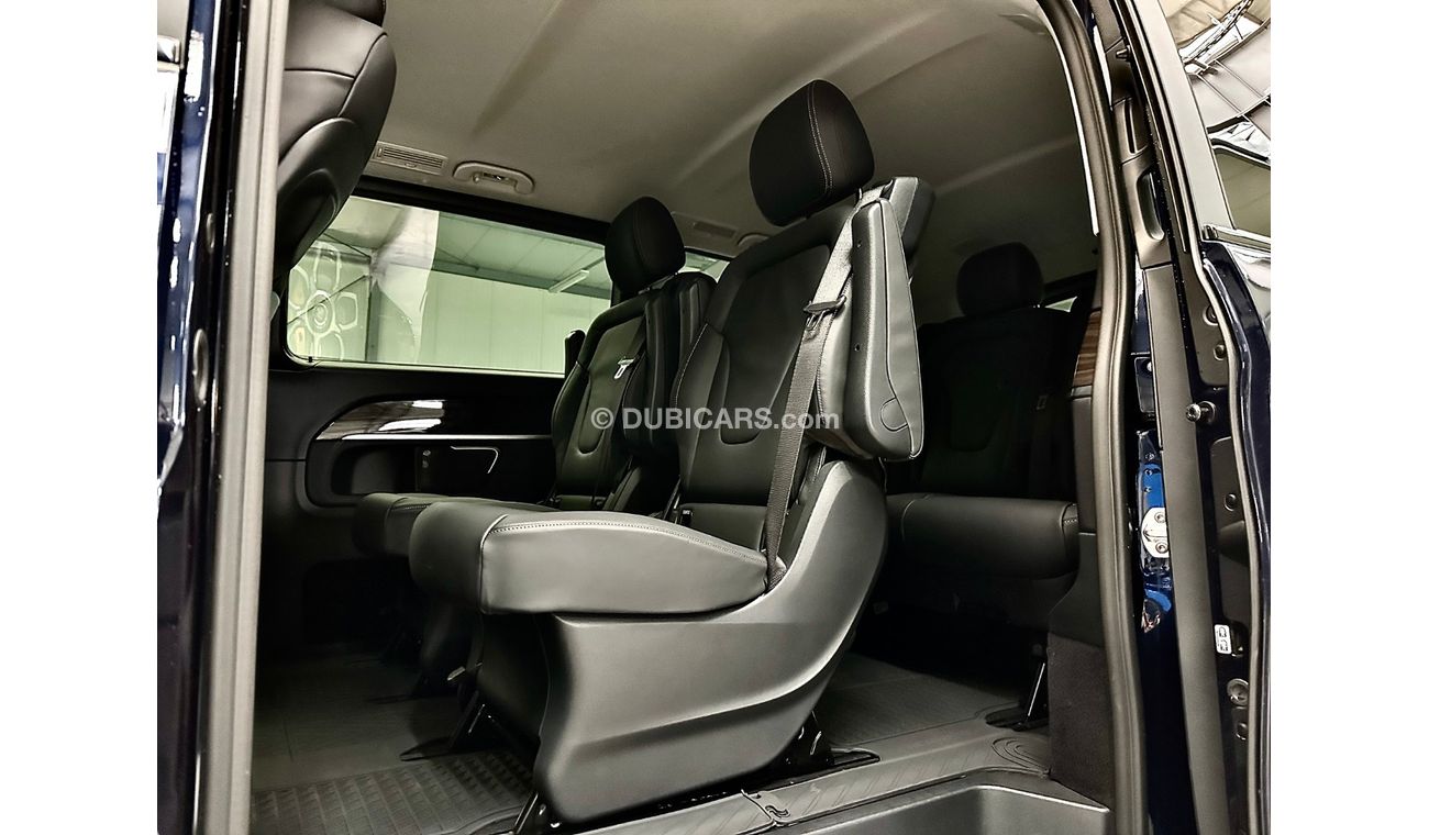 Mercedes-Benz 300 Mercedes-Benz V300d Extra Long AMG Line