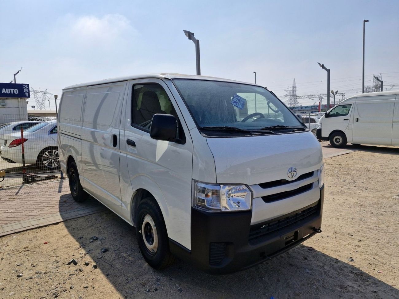 تويوتا هاياس 2025 Toyota Hiace STD Roof M/T 2.7L Petrol PANEL VAN Brand New 0Km
