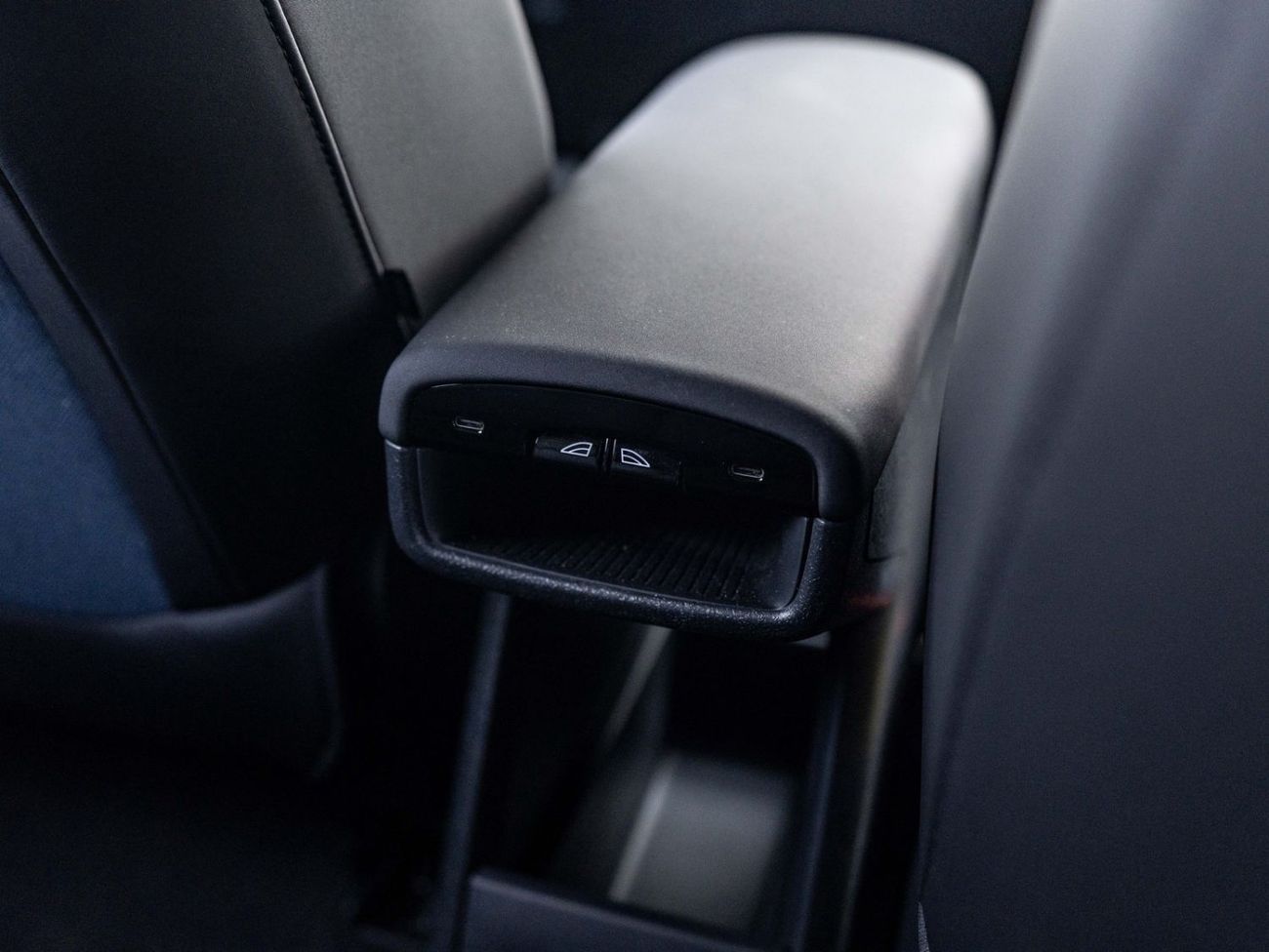 Volvo EX30 PLUS, миниатюра 19