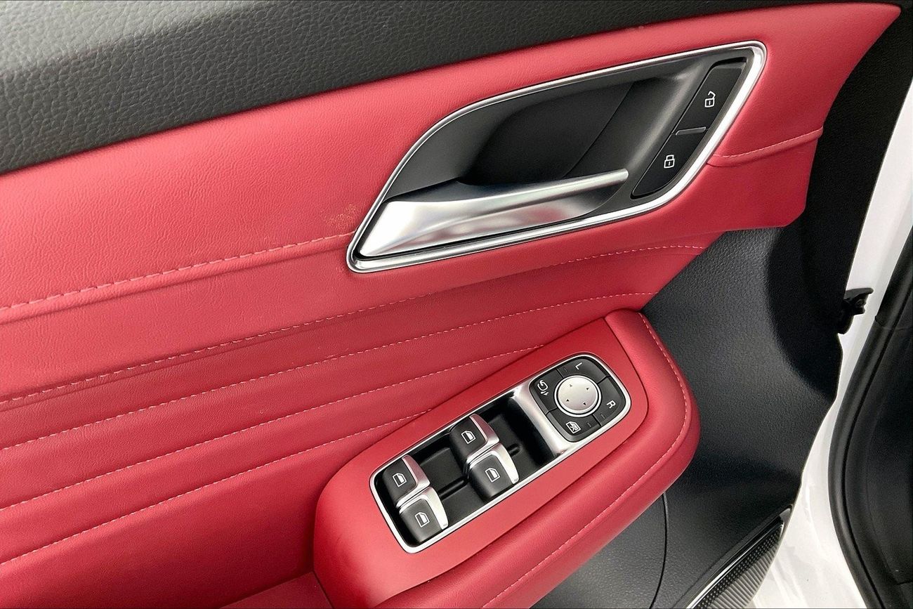 أم جي RX8 Comfort | ضمان مجاني لمدة عام | 0 دفعة أولى