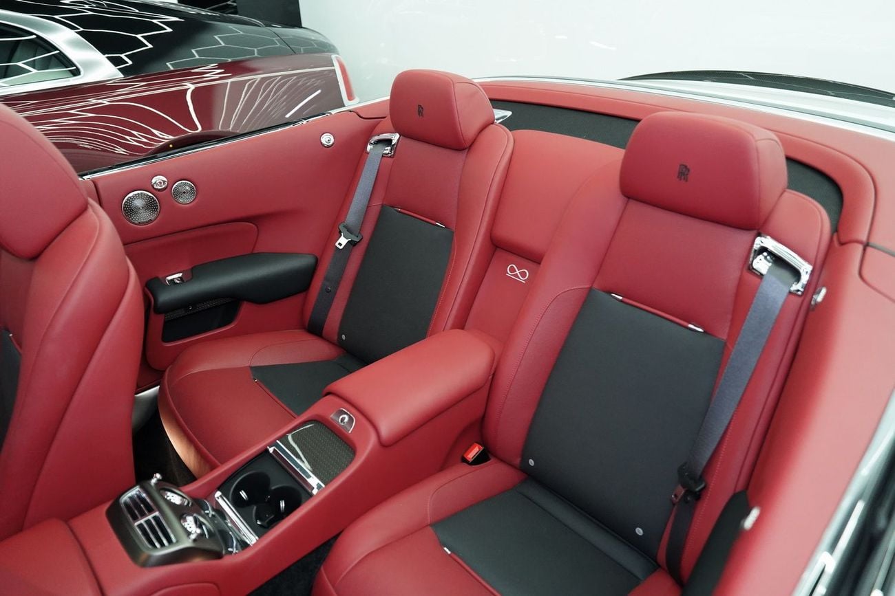 Rolls-Royce Dawn Black Badge Mansory