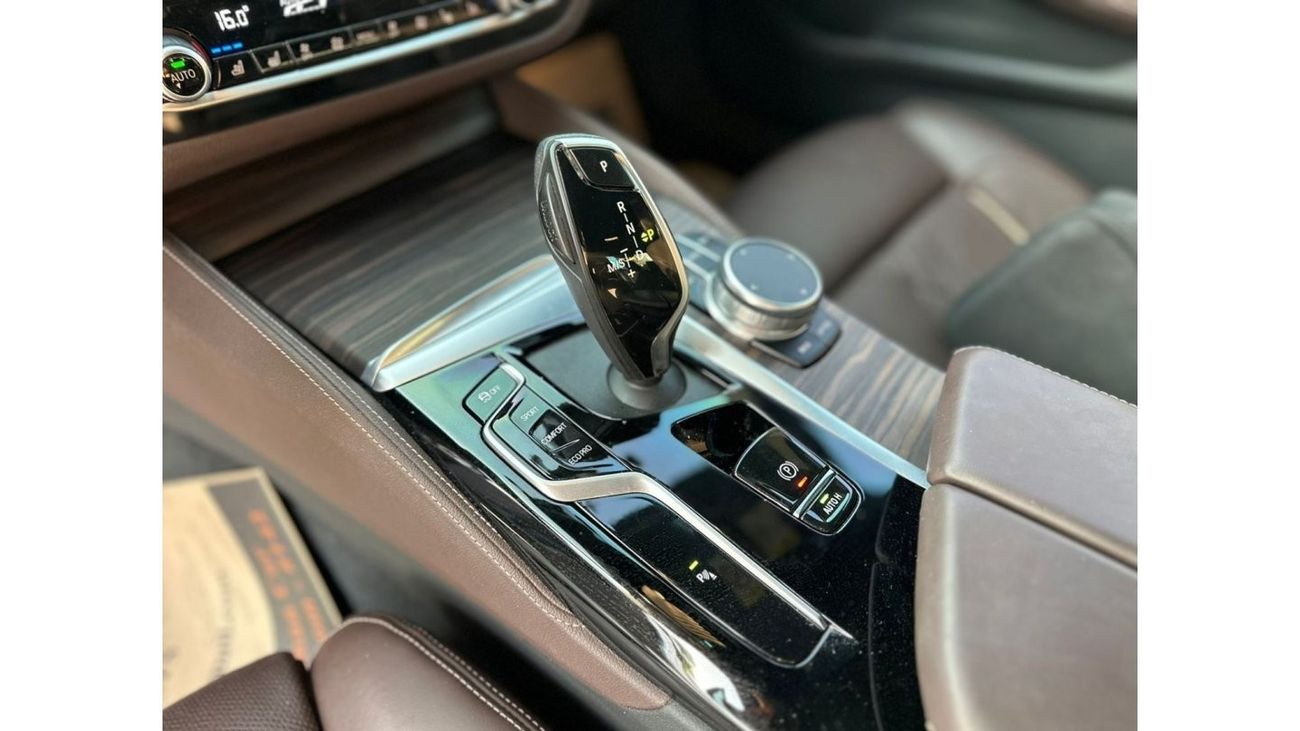 BMW 523i BMW 523 DIESEL KOREA SPECS