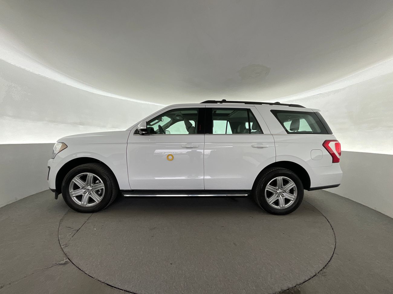 فورد إكسبيديشن XLT Premium | upto AED 20,000 Ramadan Discount | شامل الضمان | 0 ﺪﻔﻋﺓ ﺃﻮﻟﻯ