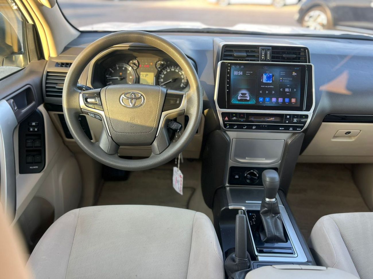 تويوتا برادو 2023  Toyota Prado TX 2.7L V4- AWD 4x4 - GCC - No Accedent - 2key - Rear CAM