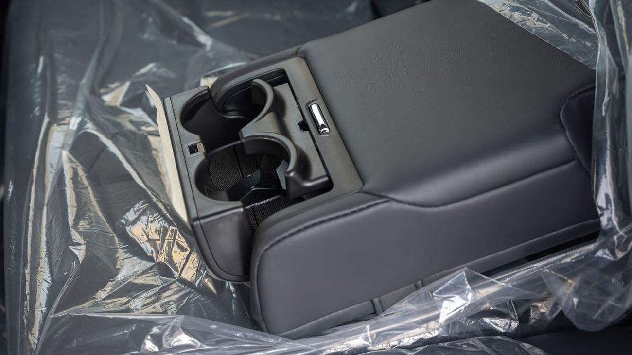 Toyota Land Cruiser TOYOTA LC 4.0 GXR HI(ATT BLACK INSIDE BLACK) 26YM