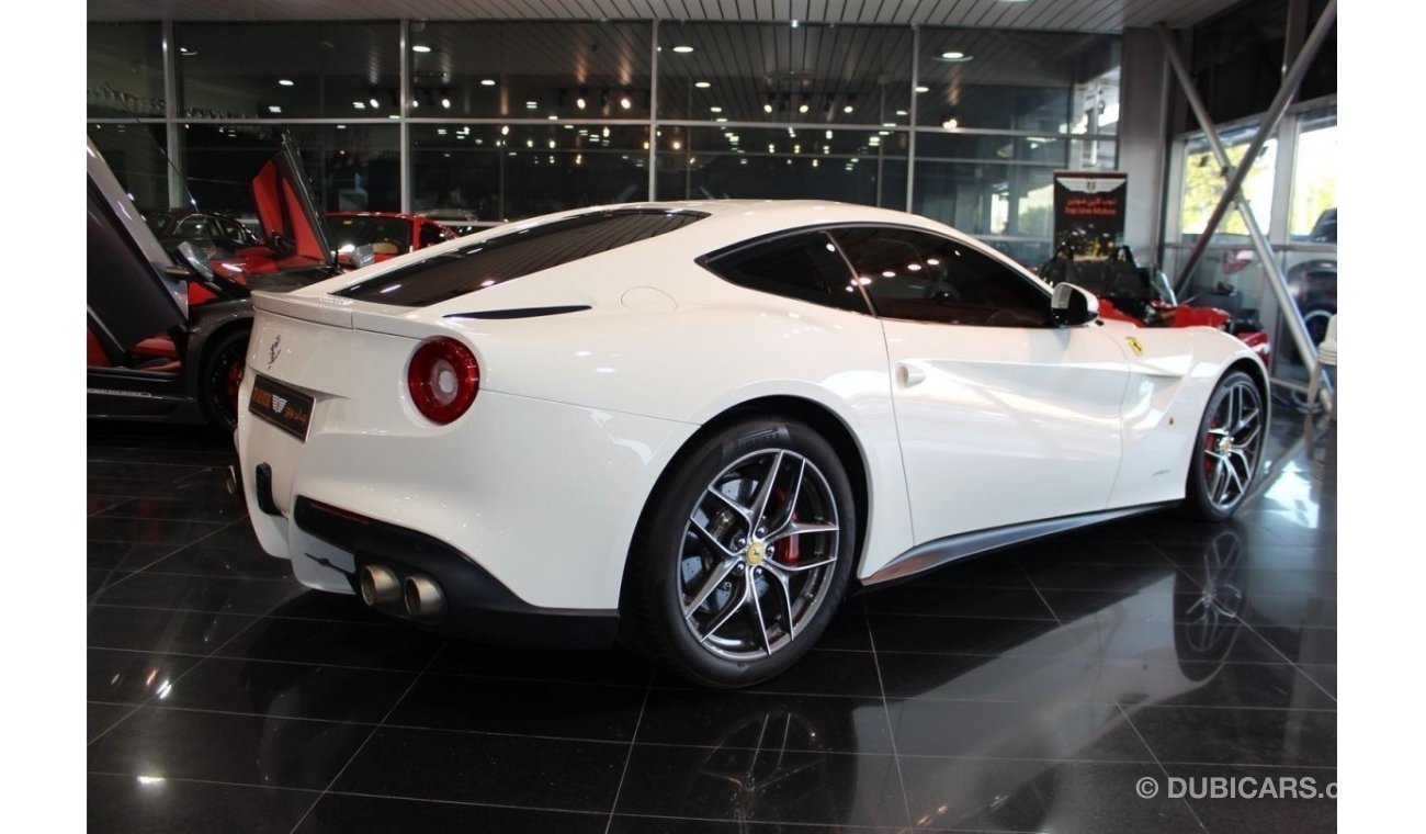 Ferrari F12 BERLINETTA