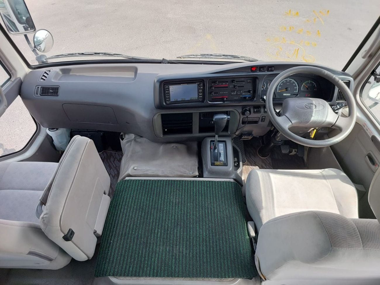 تويوتا كوستر (RAMADAN OFFER) TOYOTA COASTER BUS RHD 2011 MODEL 4.0 L DIESEL AUTOMATIC(PM53682)